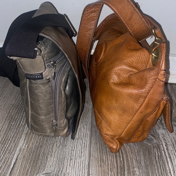 Roots Canada saddle & Rudsak Flap crossbody bags lot Unisex - Picture 13 of 17